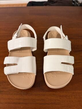 Vionic Roma Platform Croc Sandals Shoe Women's US Size 8M White